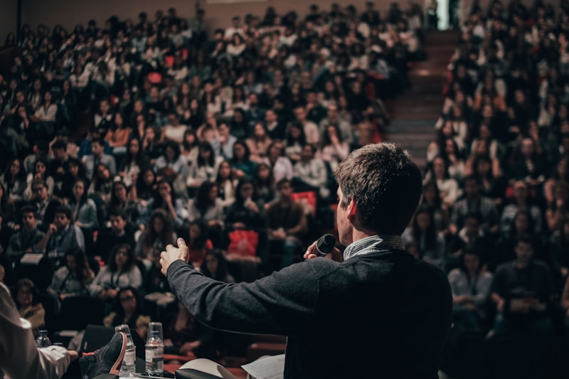 Palestras e Formações